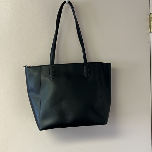 Kate Spade Tote - Picture 3 of 8